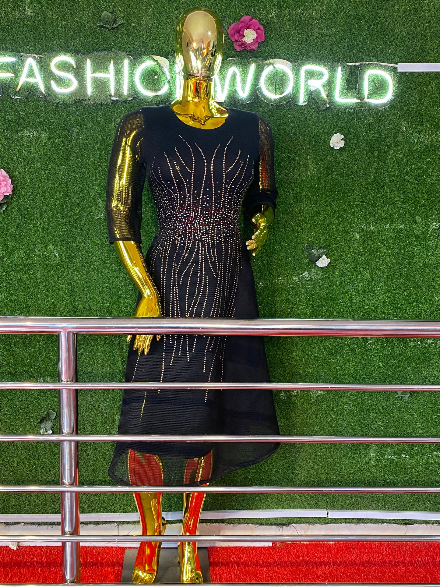 FN MIDI DRESS (BLACK)