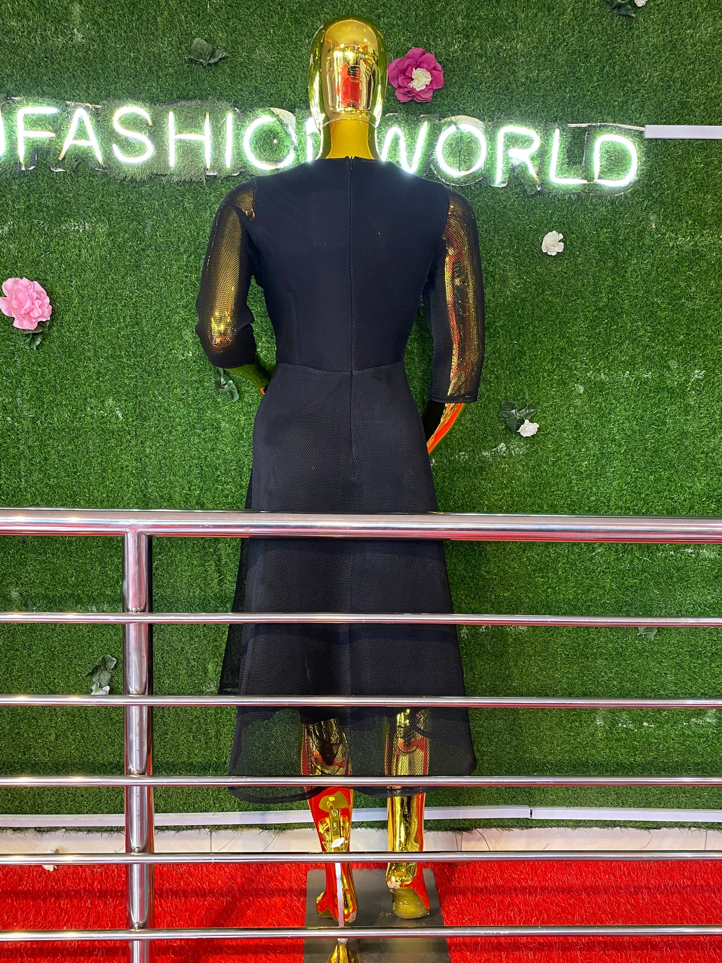 FN MIDI DRESS (BLACK)