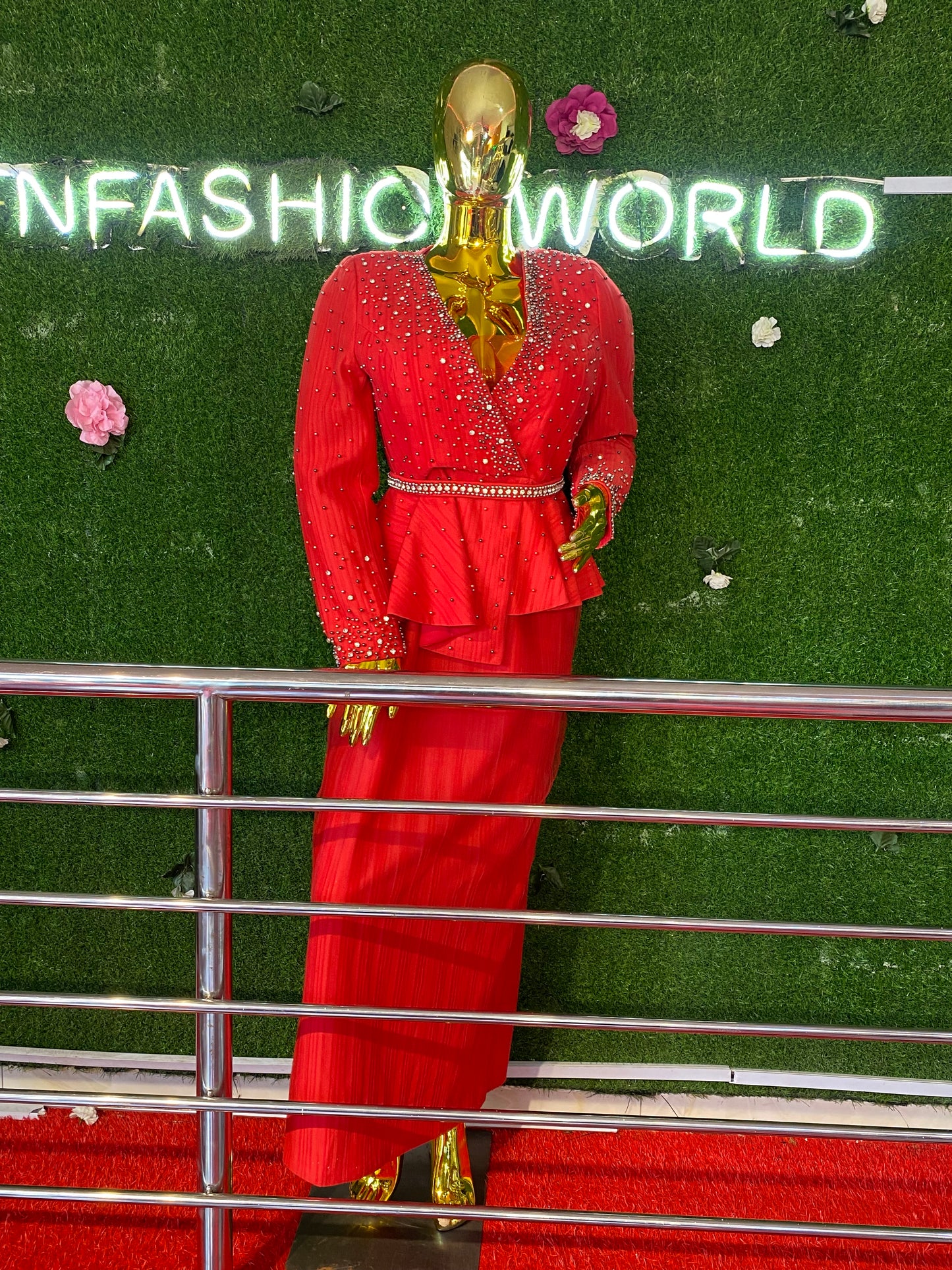 FN RHINESTONES DRESS (RED)